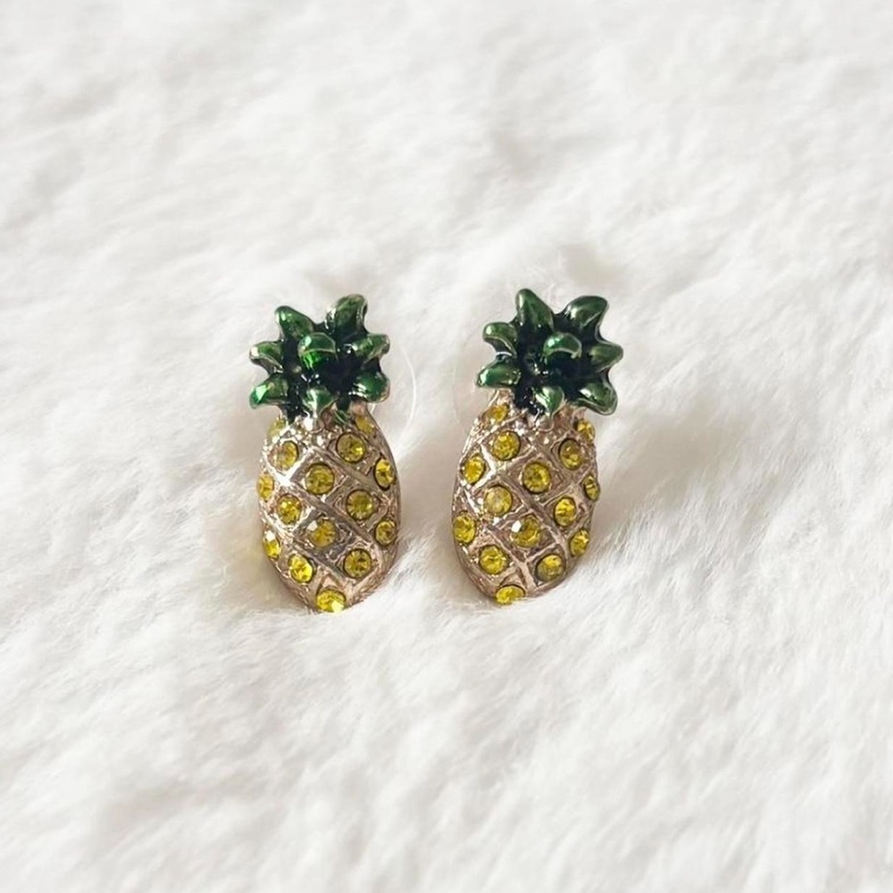 5/$15 🩷 MUST BUNDLE Pineapple Crystal Stud Earrings - Yellow & Green